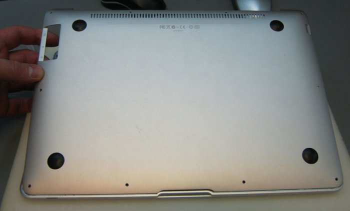задняя крышка MacBook Air
