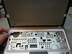 Замена LCD матрицы на ноутбуке HP Pavilion dm4
